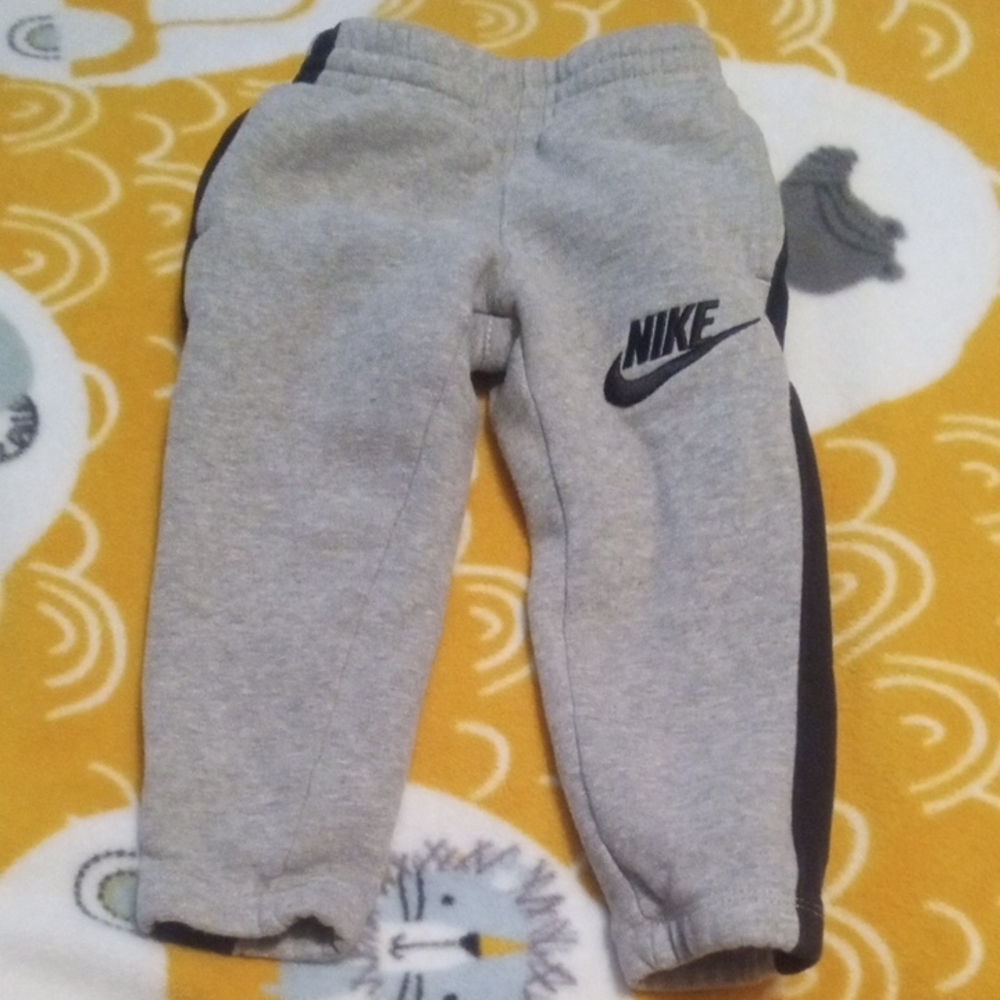 2T Soft Nike Toddler Kids Gray Sweatpants